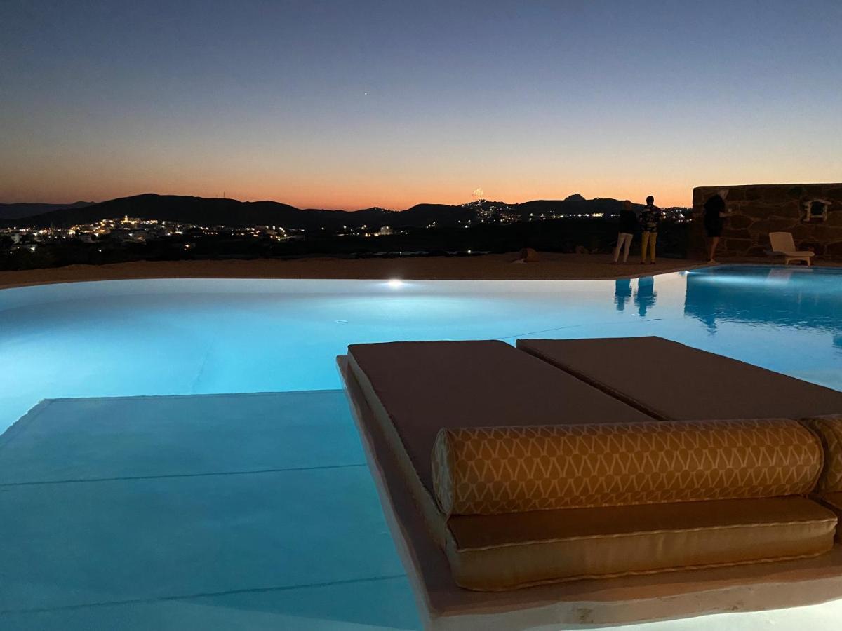 Blu Suites And Studios Adamantas  Bagian luar foto